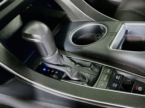 Used 2020 Toyota Avalon XSE w/ All Weather Liner Package FWD image 24