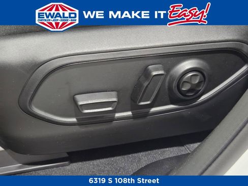 New 2025 Jeep Grand Cherokee L Limited image 26