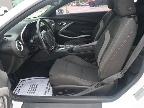 Used 2018 Chevrolet Camaro LT w/ RS Package image 18