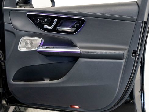 Used 2023 Mercedes-Benz GLC 300 4MATIC image 26