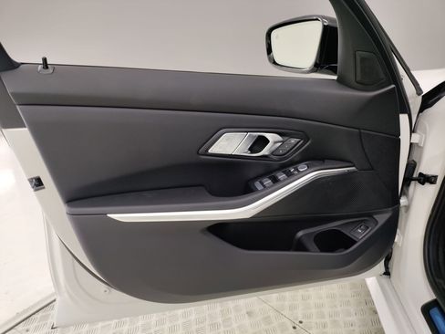 New 2026 BMW 330i Sedan w/ M Sport Package image 11