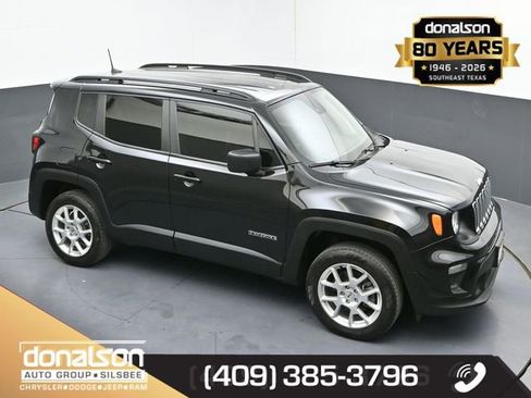 Used 2023 Jeep Renegade Latitude w/ Premium Group image 18