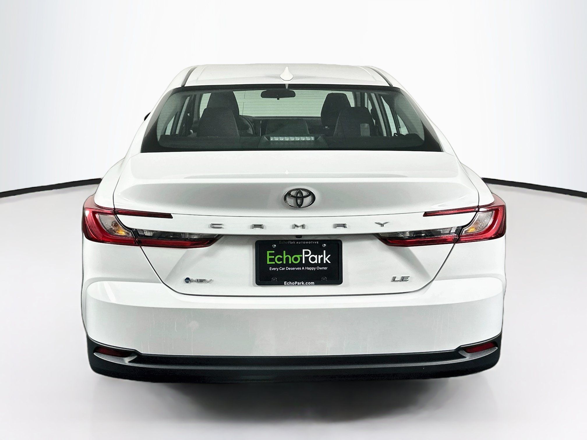 Used 2025 Toyota Camry LE FWD image 7