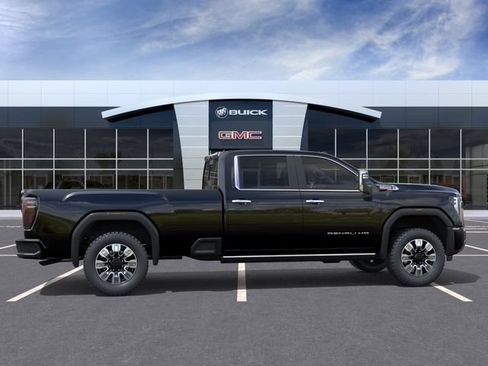 New 2026 GMC Sierra 3500 Denali w/ Denali Reserve Package AWD/4WD image 5