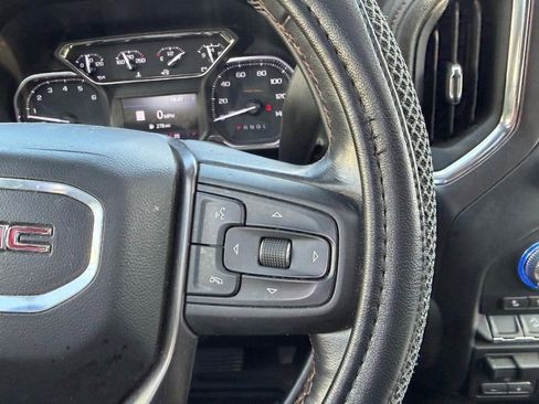 Used 2021 GMC Sierra 1500 AT4 w/ AT4 Preferred Package AWD/4WD image 12