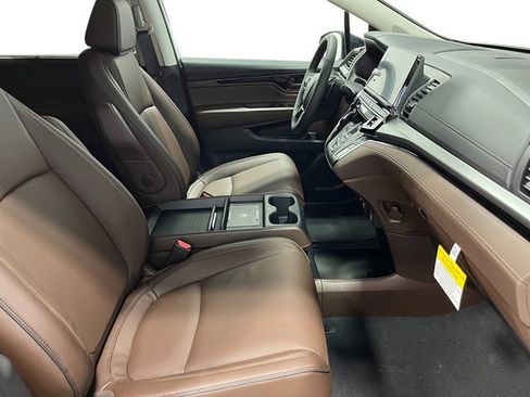 New 2026 Honda Odyssey Touring image 30