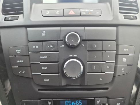 Used 2012 Buick Regal Leather FWD image 25