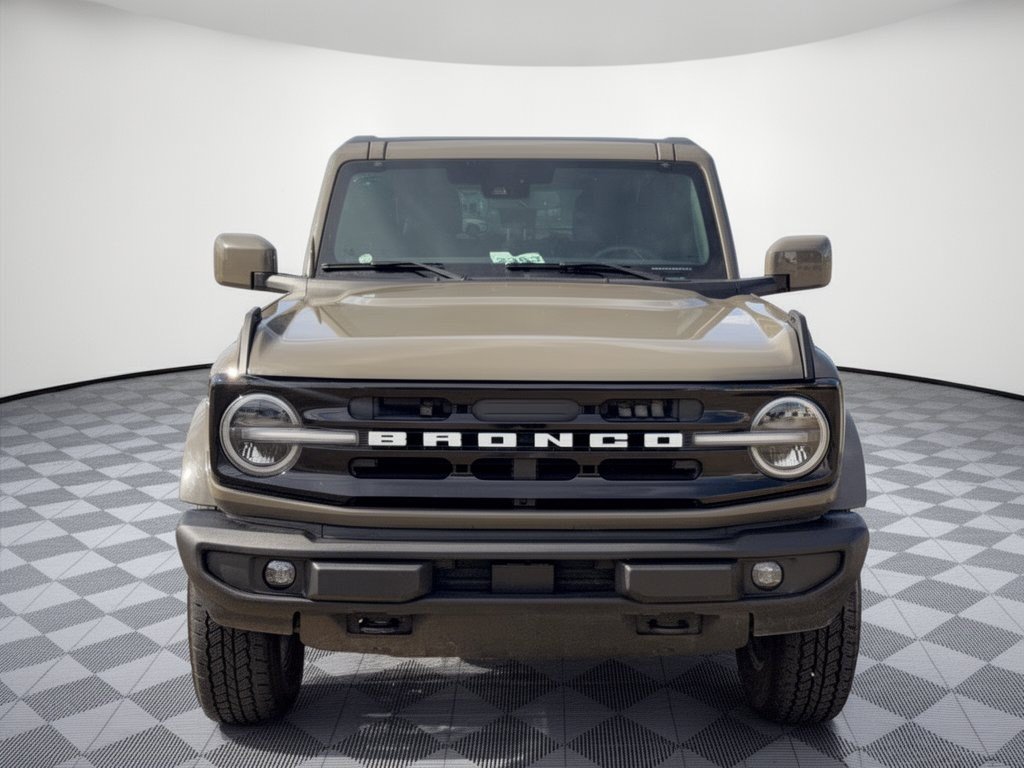 Used 2025 Ford Bronco Outer Banks AWD/4WD image 6