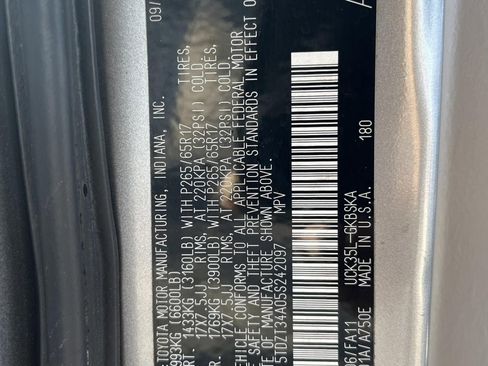 Used 2005 Toyota Sequoia SR5 image 14