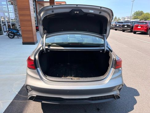 Used 2023 Kia Forte LXS FWD image 17
