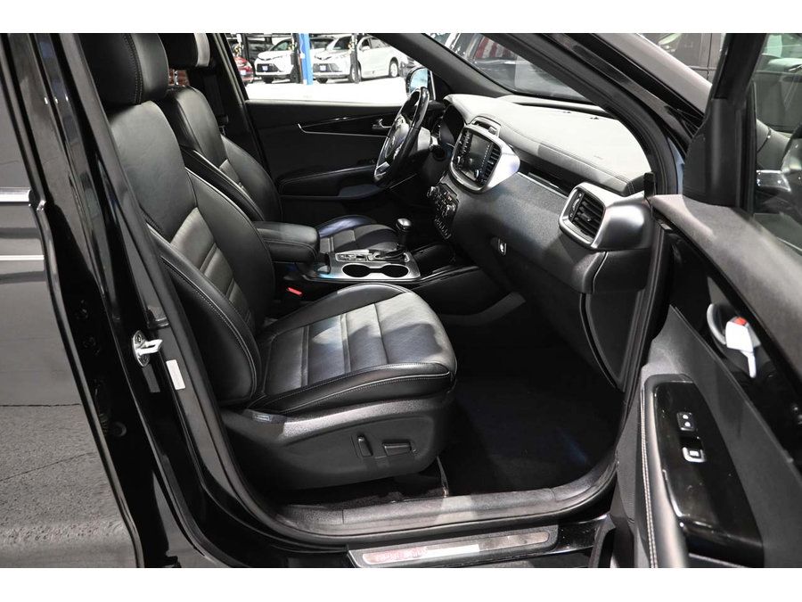 Used 2018 Kia Sorento SX FWD image 15