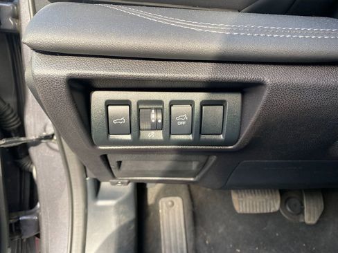 Used 2022 Subaru Outback Limited image 14