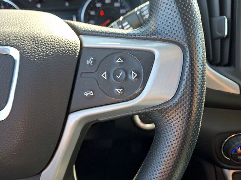 Used 2023 GMC Terrain SLE w/ Driver Convenience Package AWD/4WD image 18