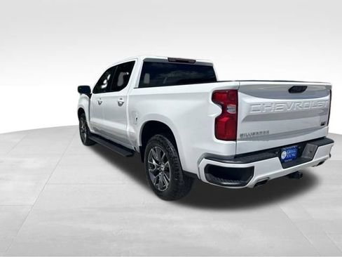 Used 2023 Chevrolet Silverado 1500 RST AWD/4WD image 4