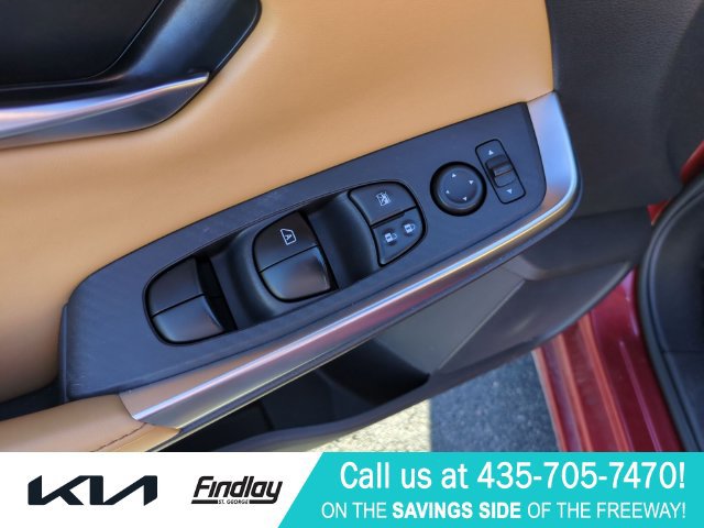 Used 2020 Nissan Sentra SV w/ SV Premium Package FWD image 14