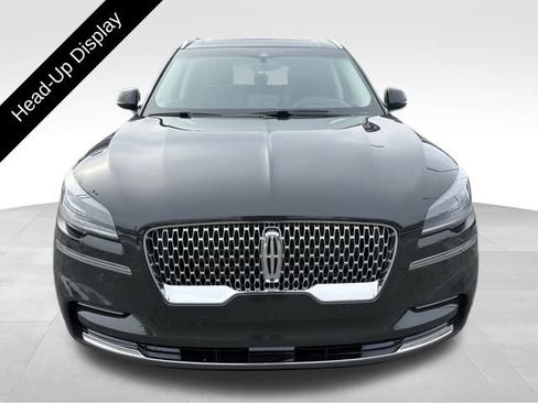 Certified 2023 Lincoln Aviator Reserve w/ Equipment Group 201A image 11