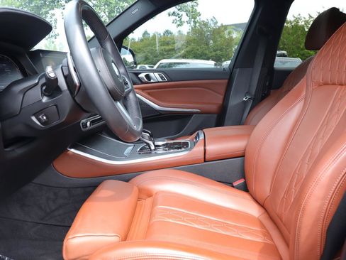 Used 2022 BMW X5 xDrive40i w/ M Sport Package AWD/4WD image 10