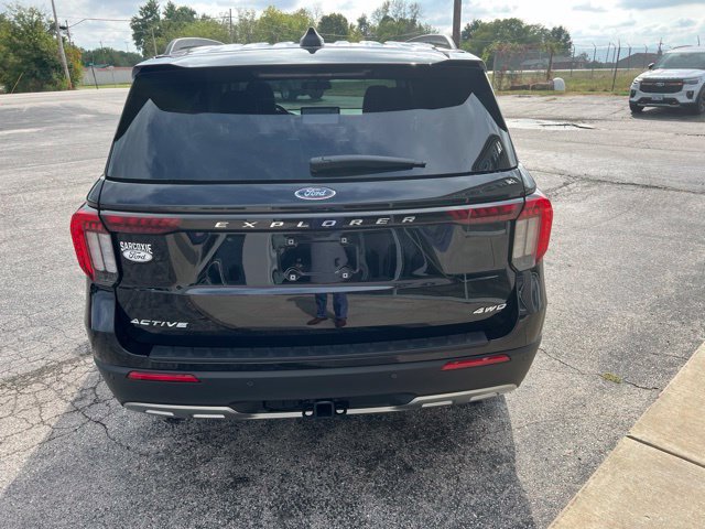 New 2026 Ford Explorer Active w/ Active Comfort Package AWD/4WD image 6