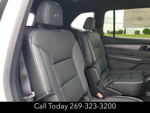 New 2026 Buick Enclave Sport Touring w/ Power Package image 28