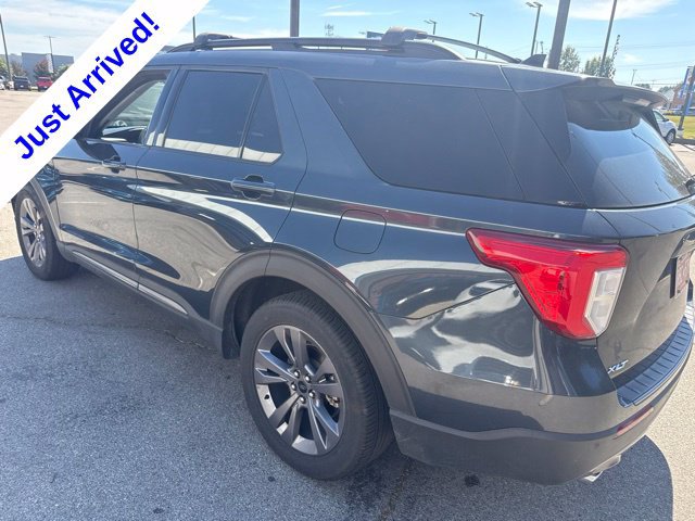 Used 2022 Ford Explorer XLT w/ Equipment Group 202A RWD image 4