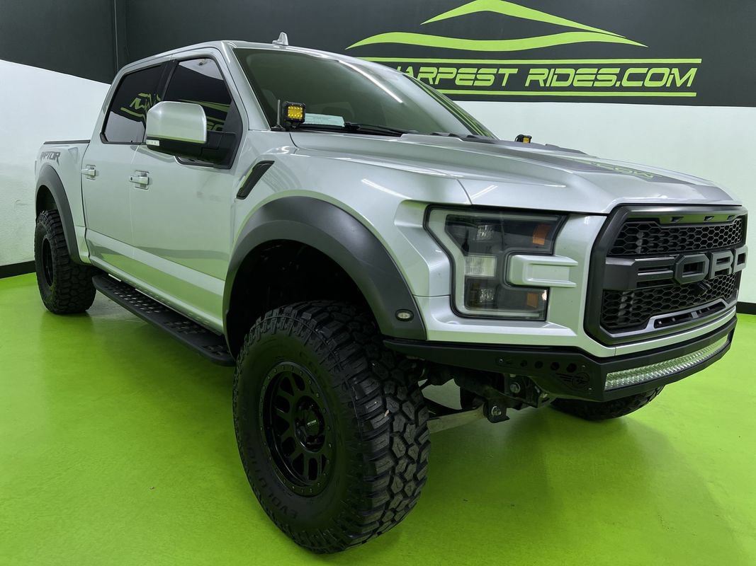 Used 2019 Ford F150 Raptor w/ Equipment Group 802A Luxury AWD/4WD image 2