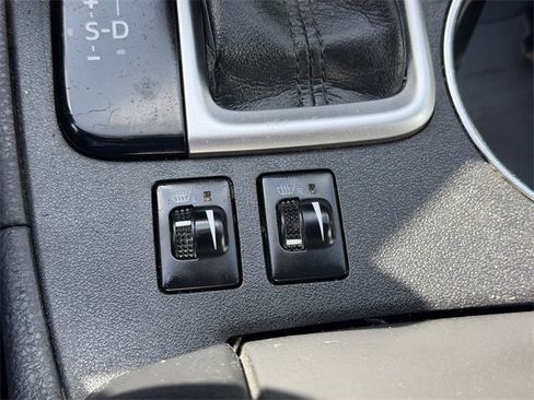 Used 2015 Toyota Highlander XLE image 18