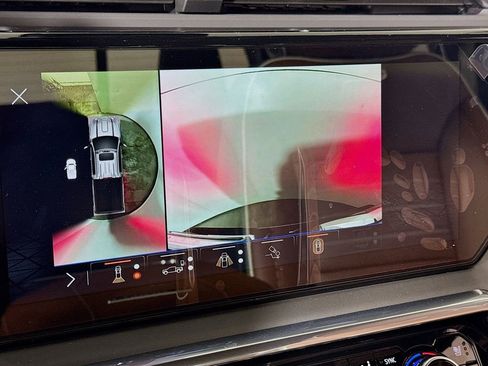 New 2026 GMC Sierra 2500 Denali Ultimate w/ LPO, Black Badging Package image 9