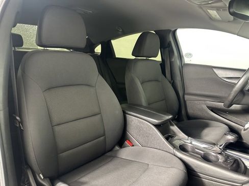 Used 2016 Chevrolet Malibu LT image 14