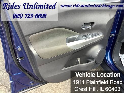 Used 2019 Nissan Kicks SV FWD image 13