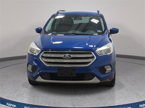 Used 2018 Ford Escape SE image 3