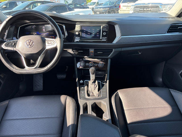 Used 2024 Volkswagen Jetta SE FWD image 10