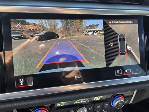 Used 2022 Audi Q3 2.0T Premium Plus image 22