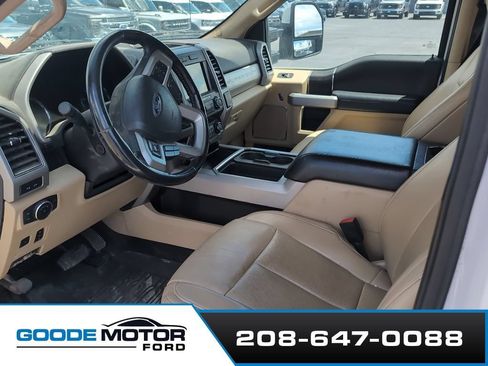 Used 2021 Ford F350 Lariat w/ Lariat Ultimate Package AWD/4WD image 7