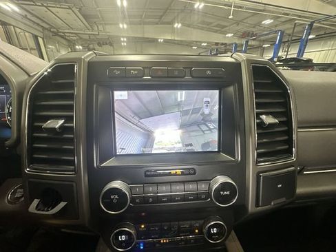 Used 2021 Ford Expedition XLT AWD/4WD image 29