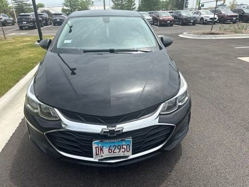 Used 2019 Chevrolet Cruze LS FWD image 8