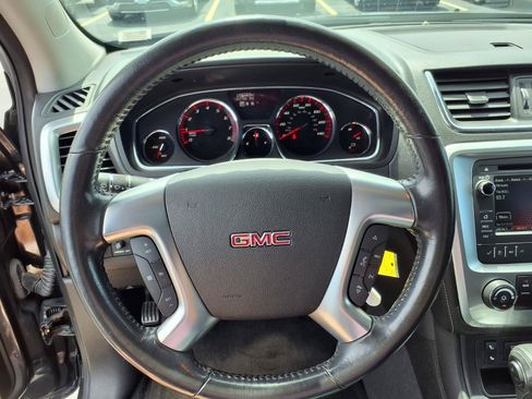 Used 2015 GMC Acadia SLE AWD/4WD image 11