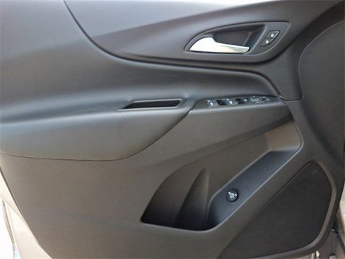 Certified 2024 Chevrolet Equinox LT w/ LPO, Floor Liner Package image 12