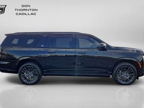 Used 2026 Cadillac Escalade ESV Platinum Sport w/ LPO, Floor Liner Package AWD/4WD image 6