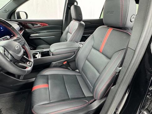 Used 2024 Chevrolet Traverse RS w/ LPO, Floor Liner Package AWD/4WD image 10