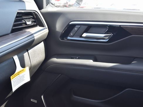 New 2026 Chevrolet Tahoe Premier image 19