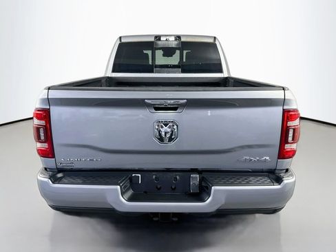Used 2022 RAM 2500 Limited AWD/4WD image 6