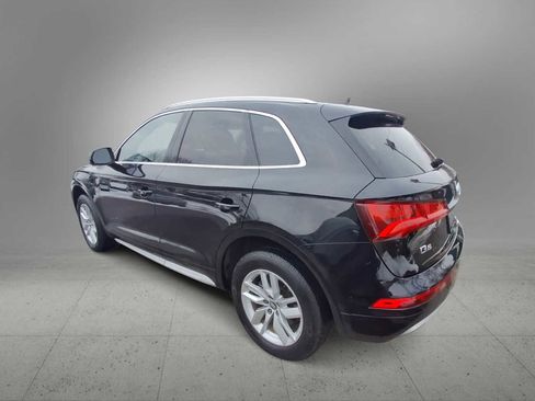 Used 2020 Audi Q5 2.0T Premium w/ Convenience Package image 6
