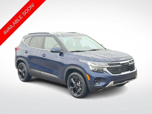 Used 2026 Kia Seltos EX w/ EX Sunroof Package AWD/4WD image 2