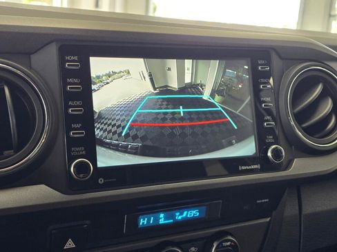 Used 2023 Toyota Tacoma TRD Off-Road image 31