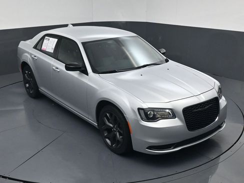 Used 2023 Chrysler 300 Touring w/ Sport Appearance Package RWD image 13