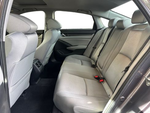 Used 2019 Honda Accord EX image 13