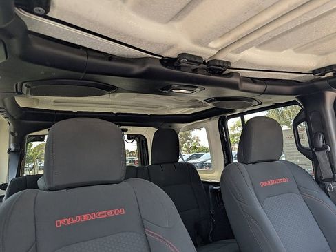 Used 2018 Jeep Wrangler Unlimited Rubicon w/ Steel Bumper Group image 20