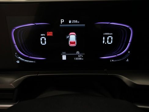 Used 2025 Kia Telluride S image 2