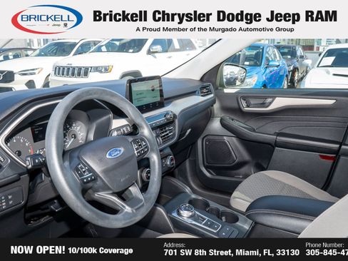 Used 2022 Ford Escape SE image 14