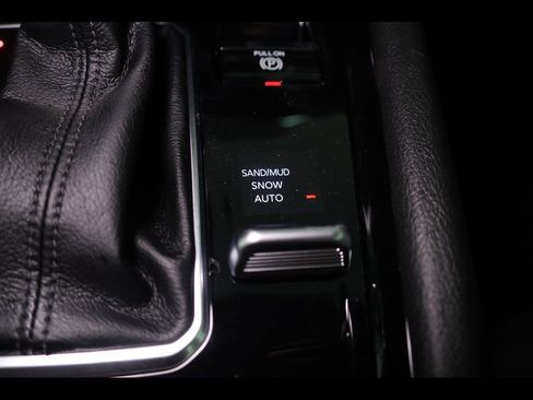 New 2026 Jeep Compass Latitude image 13